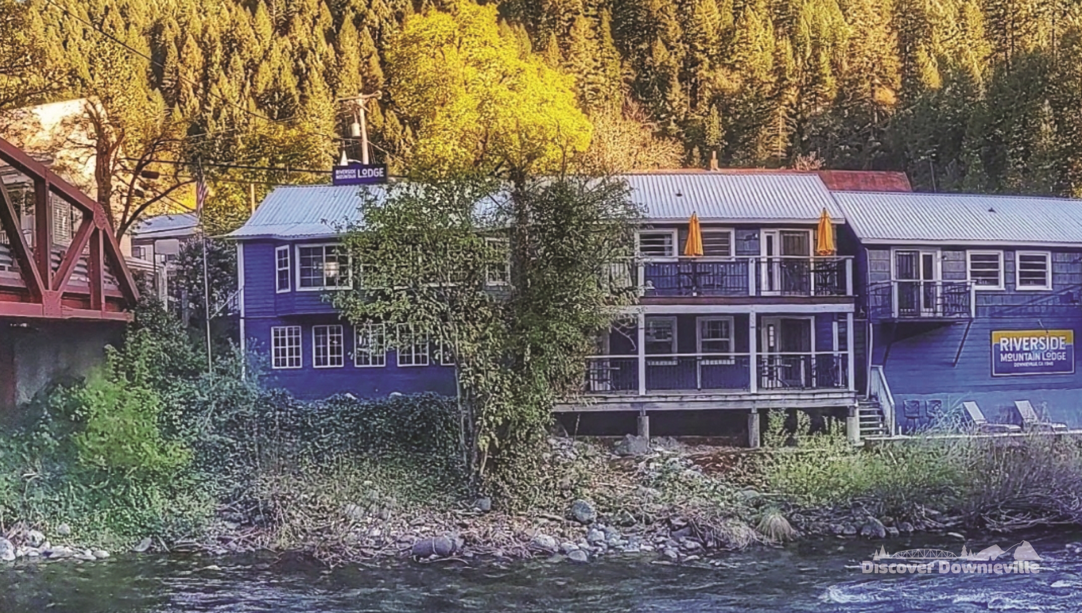 The serene Riverside Mountain Lodge